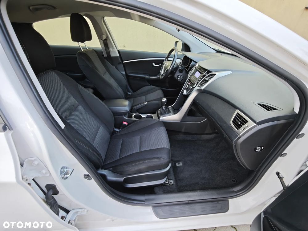 Hyundai i30 1.4 Fifa World Cup Edition - 20