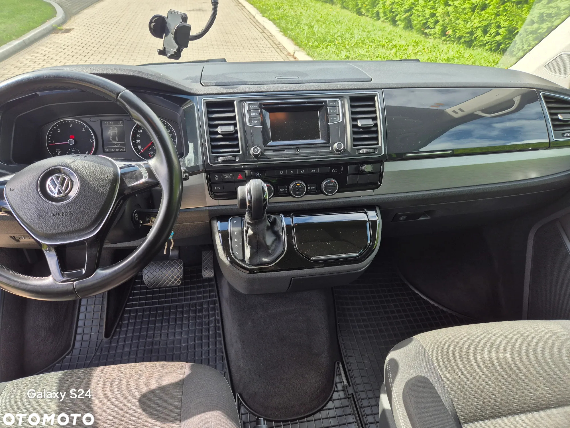 Volkswagen Multivan 2.0 TDI L1 DSG - 12