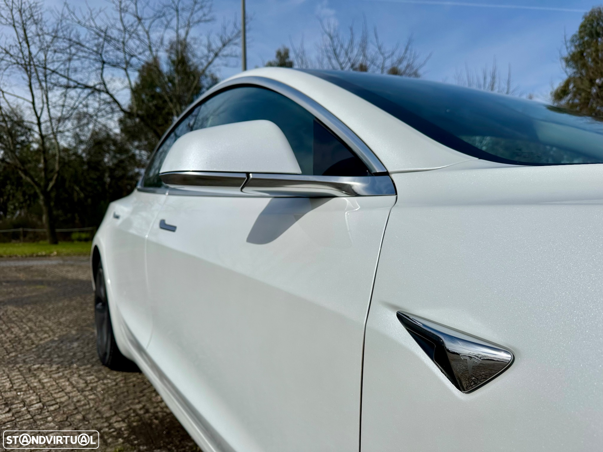 Tesla Model 3 Long-Range Dual Motor AWD - 4
