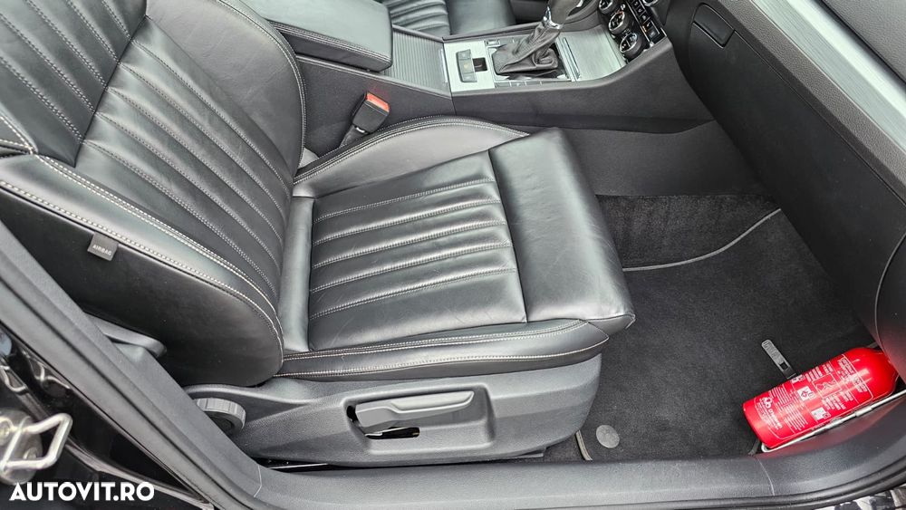 Skoda Superb 2.0 TDI DSG Premium Edition - 30