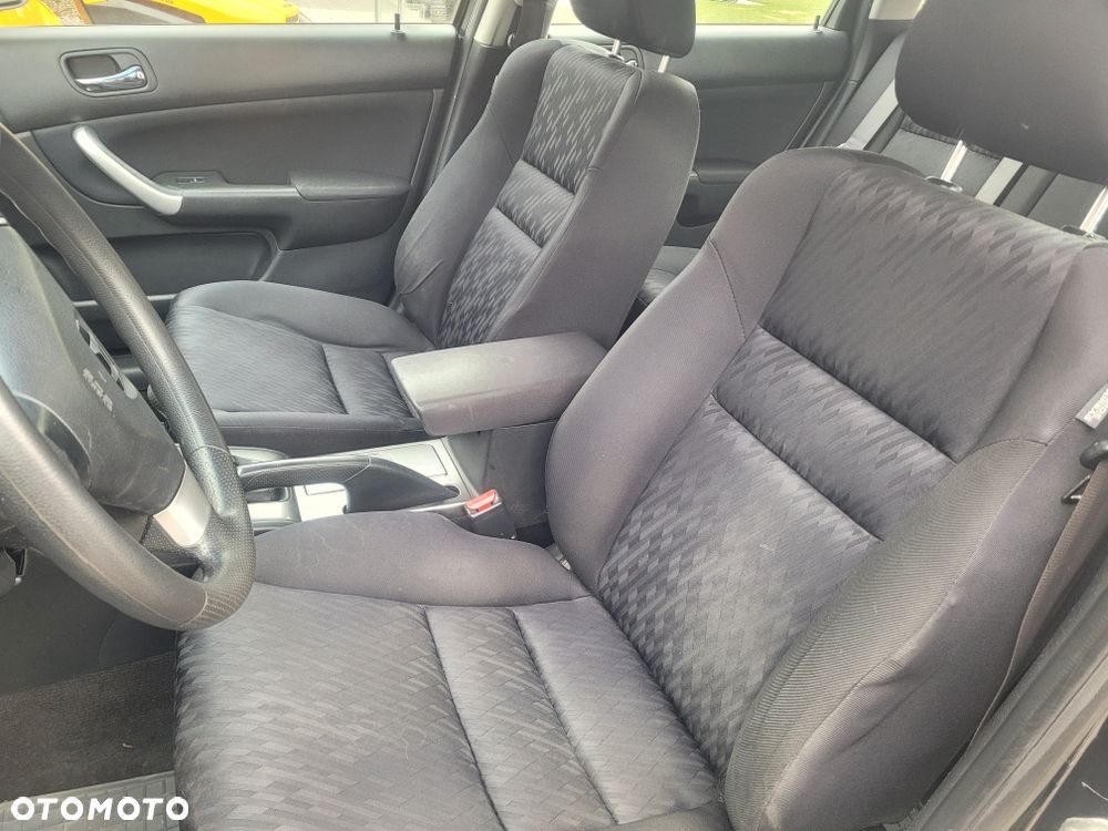 Honda Accord 2.0 Comfort - 9