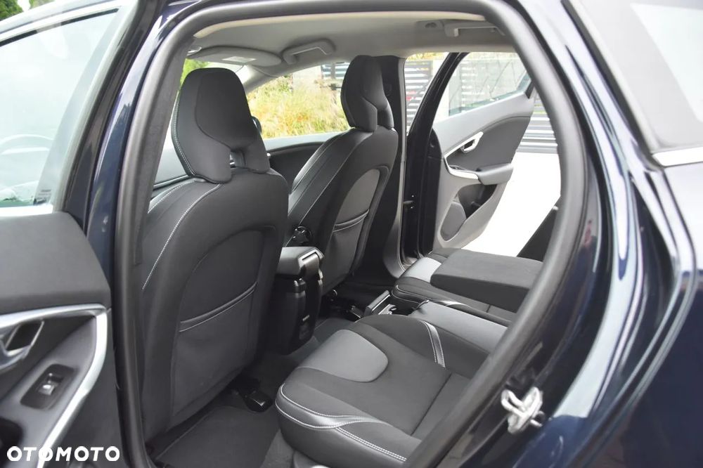 Volvo V40 D2 Momentum - 15