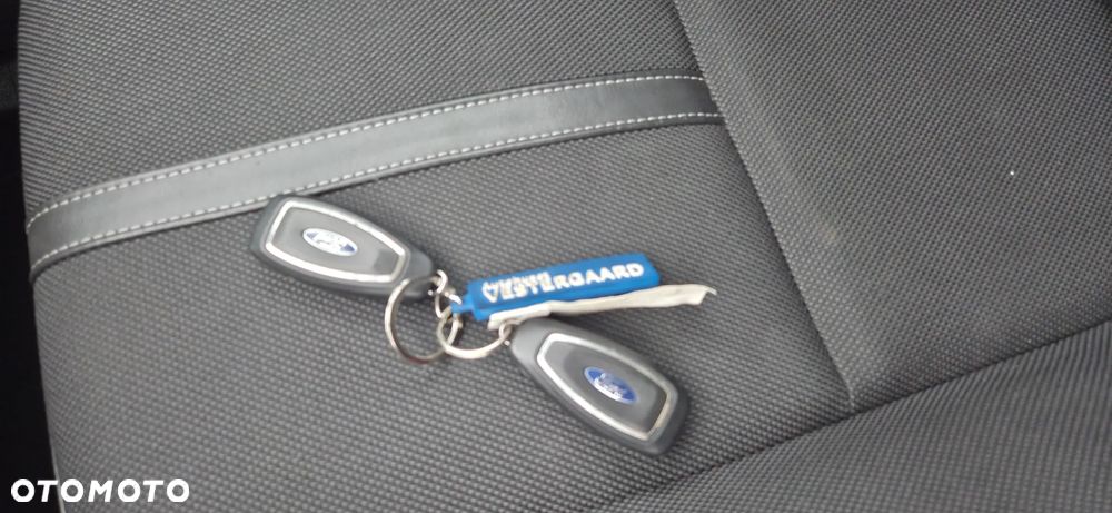 Ford Grand C-MAX 2.0 TDCi Titanium MPS6 - 40