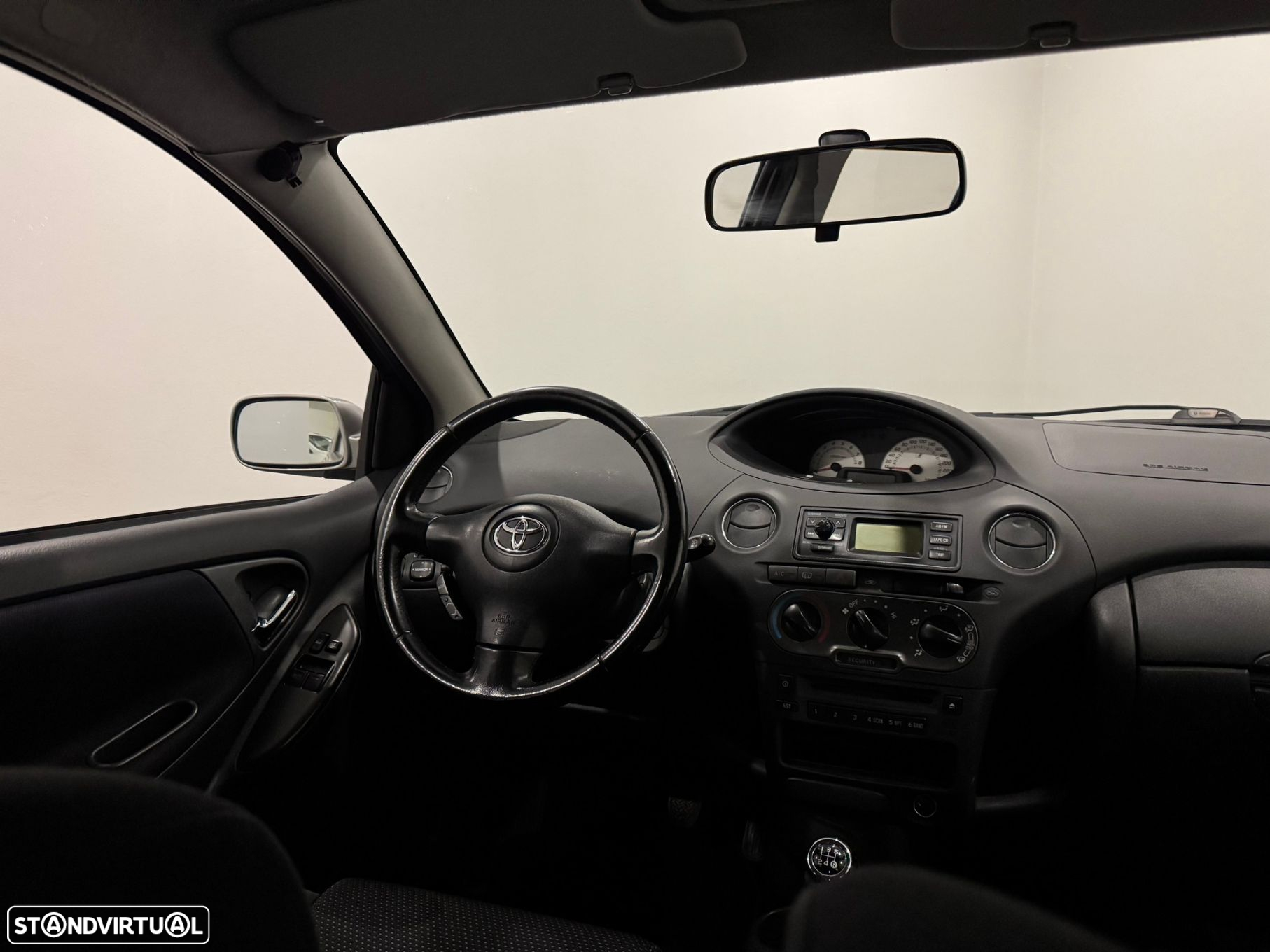 Toyota Yaris 1.5 T Sport AC - 31