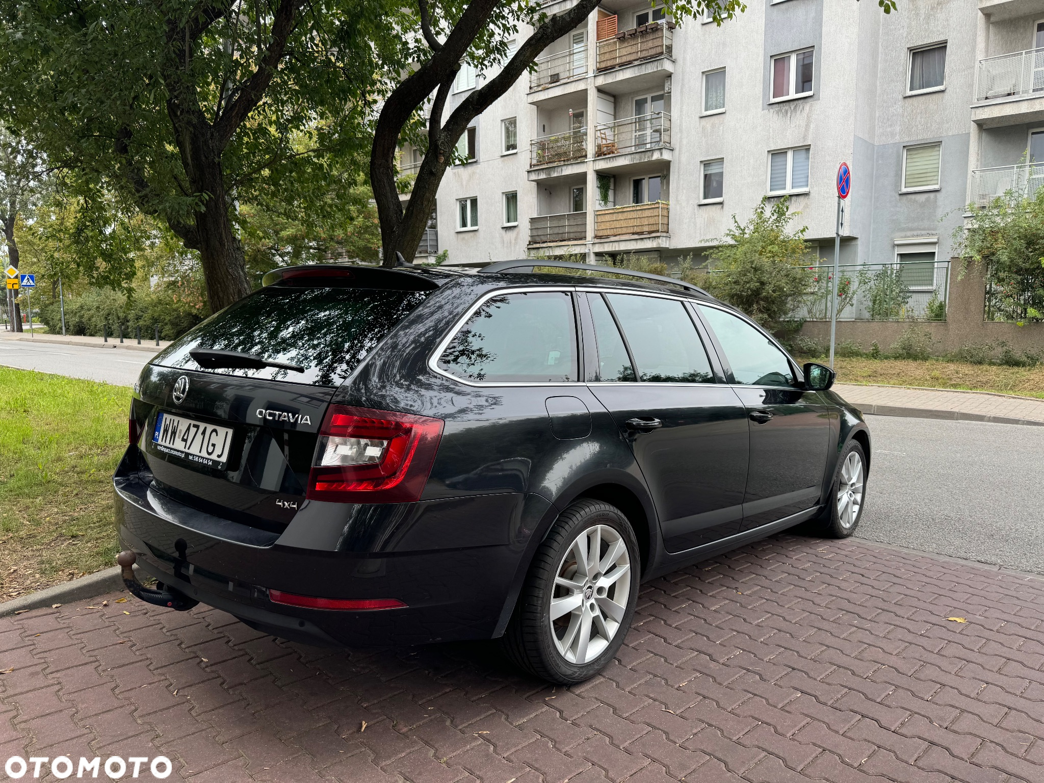 Skoda Octavia 2.0 TDI DSG 4x4 Ambition - 4