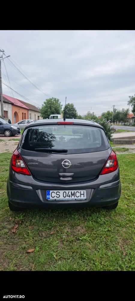 Opel Corsa 1.2 Essentia - 4