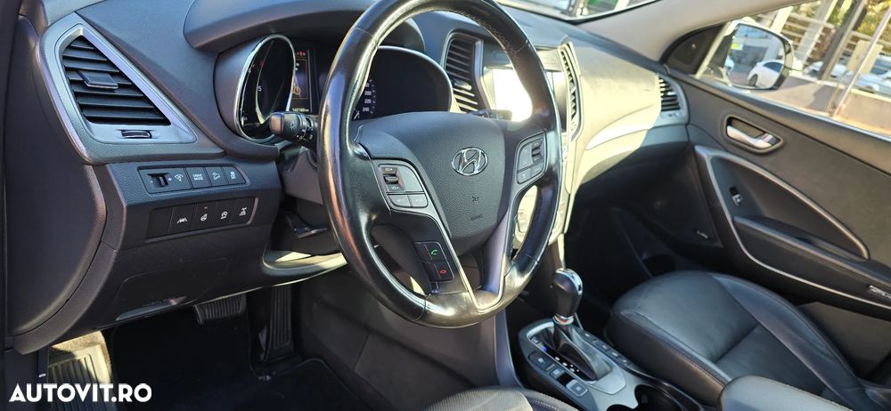 Hyundai Grand Santa Fe 2.2 CRDi ISG 4WD Aut. Luxury - 11