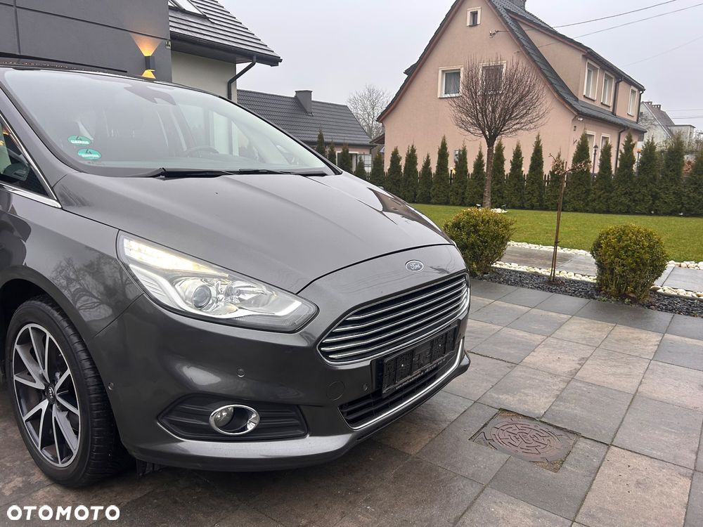 Ford S-Max 2.0 TDCi Titanium - 4