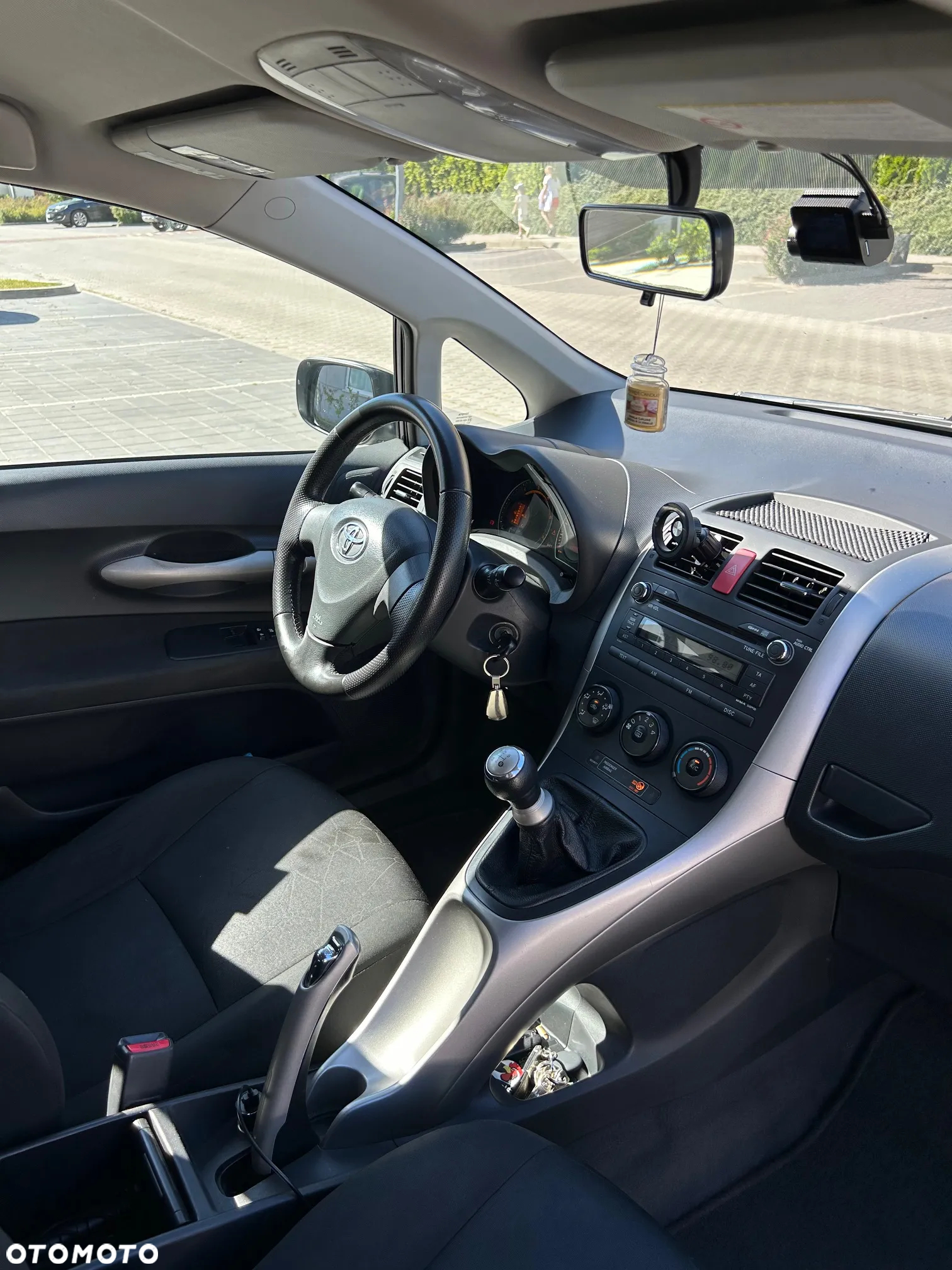 Toyota Auris 1.4 D-4D Terra - 3