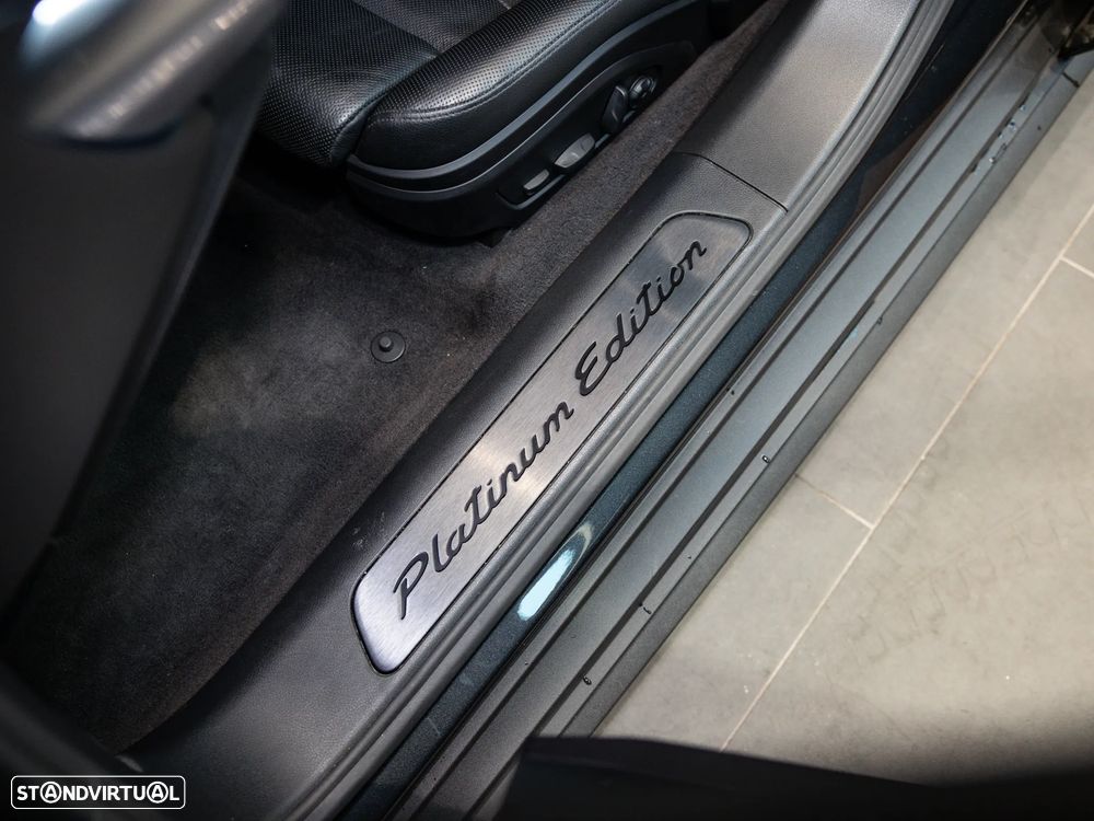 Porsche Panamera Sport Turismo 4 E-Hybrid Platinum Edition PDLS - 20