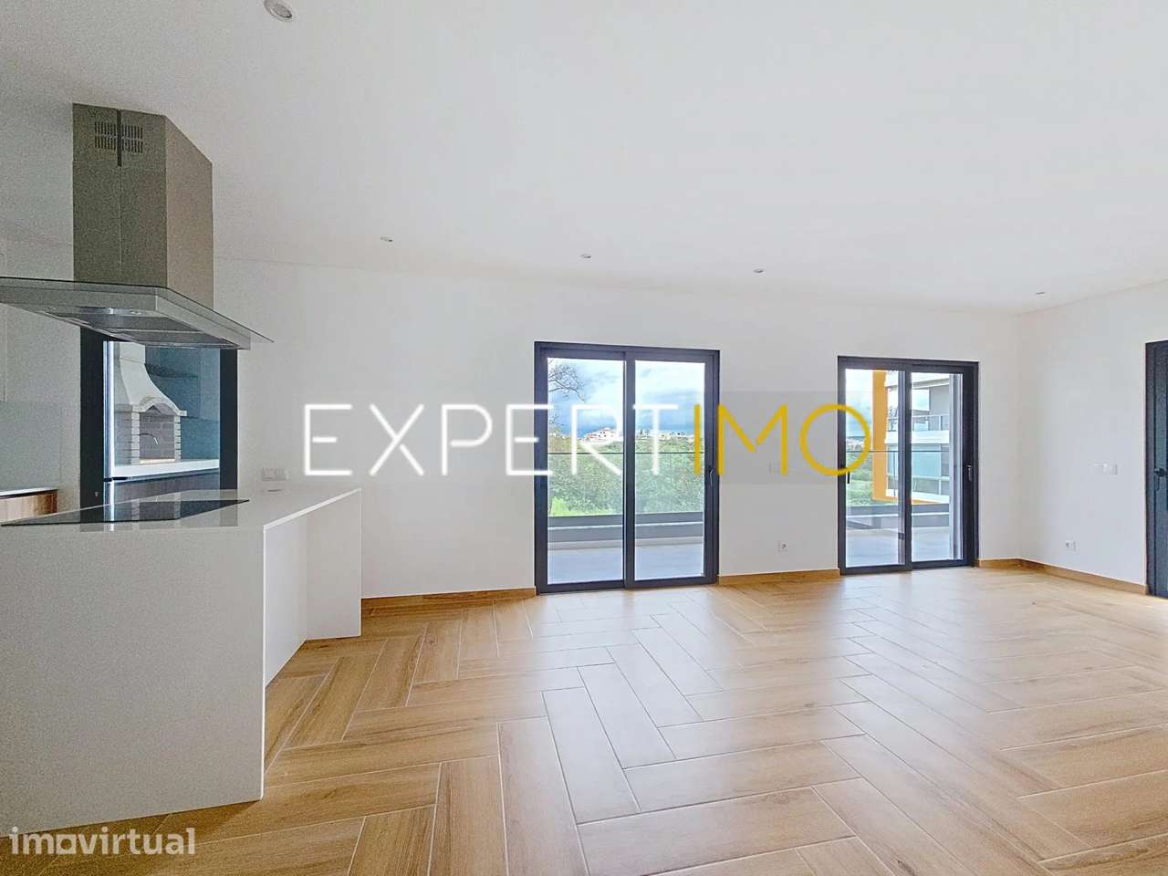 Apartamento T3 NOVO com garagem, arrecadação e piscina - Grande imagem: 2/41