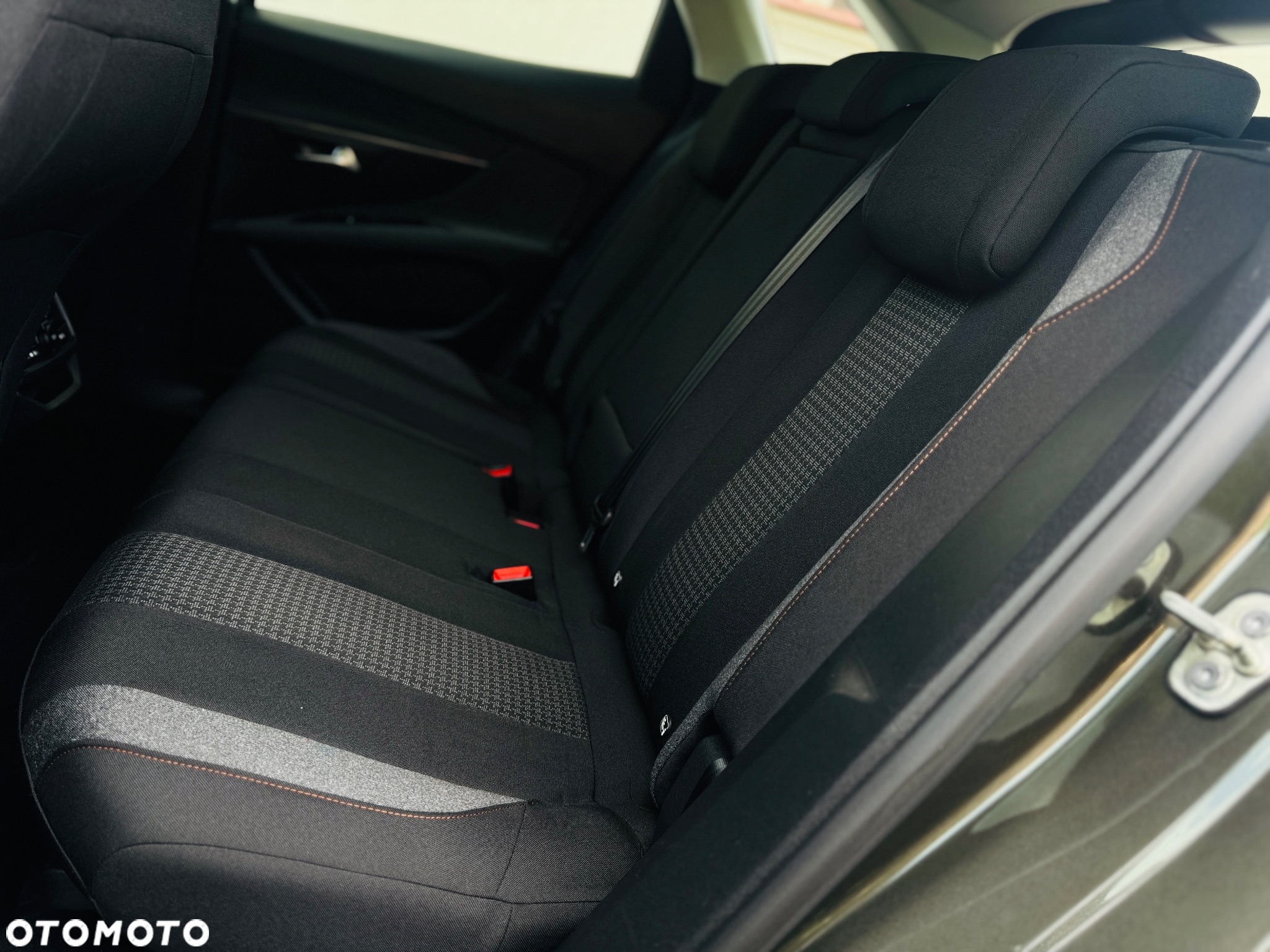 Peugeot 3008 1.5 BlueHDi Allure Pack S&S EAT8 - 7