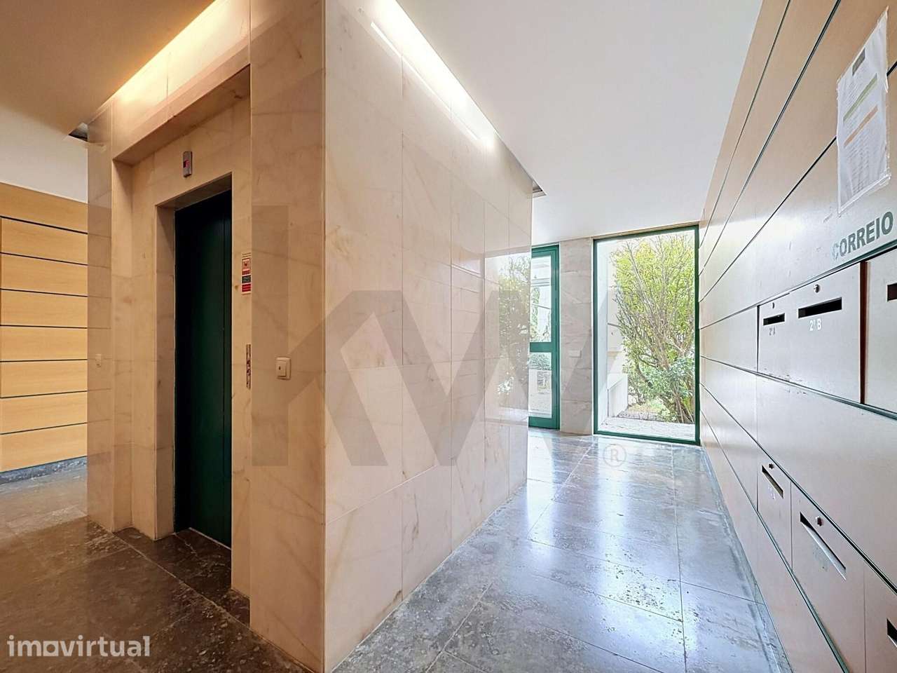 Apartamento T3 remodelado, com Varanda e 2 lugares de garagem no "Bela - Grande imagem: 4/57
