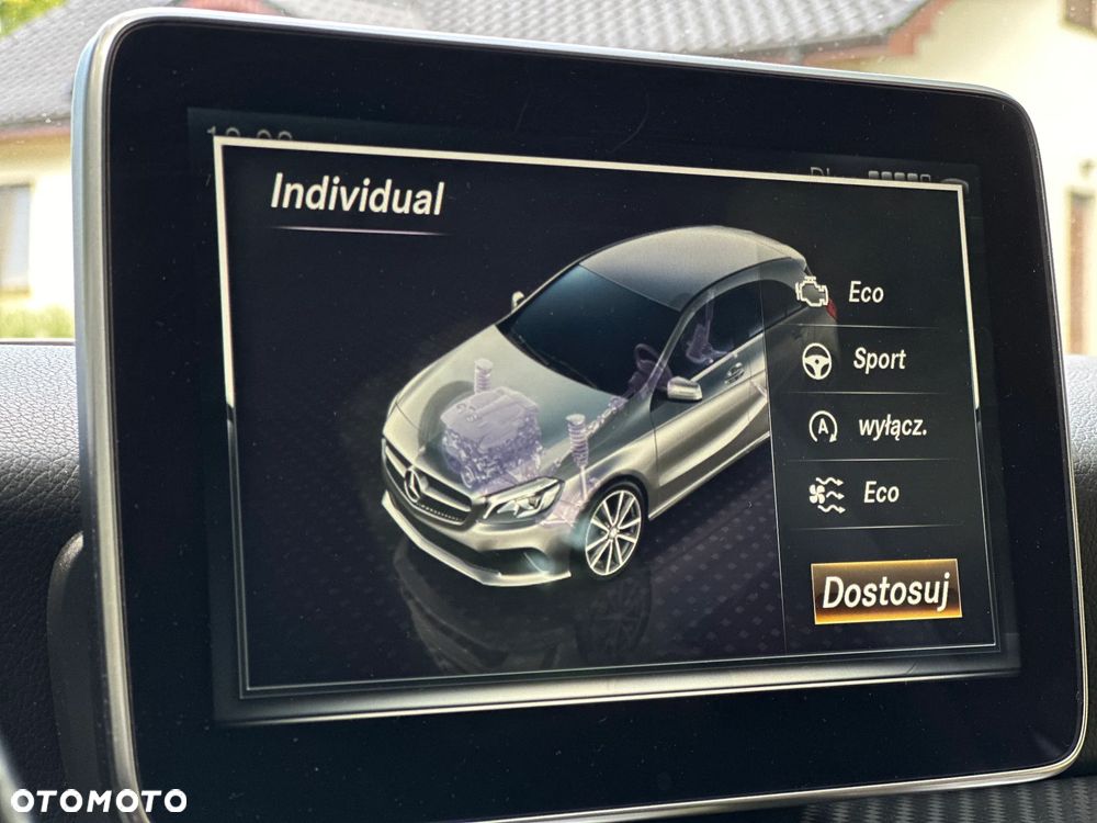 Mercedes-Benz Klasa A 180 AMG Line - 23