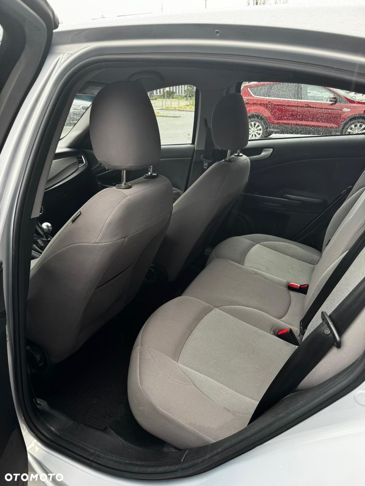 Alfa Romeo Giulietta 1.6 JTDM 16V - 6