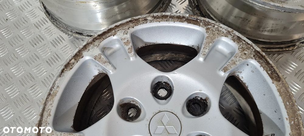 Mitsubishi Pajero III Felga Aluminiowa 16 - 3