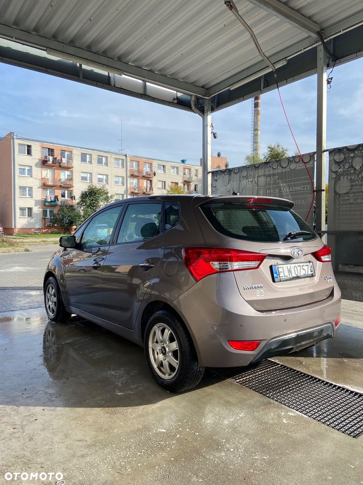 Hyundai ix20 - 3