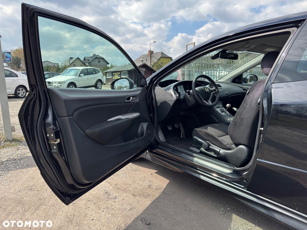 Honda Civic 1.8i-VTEC Type S - 11