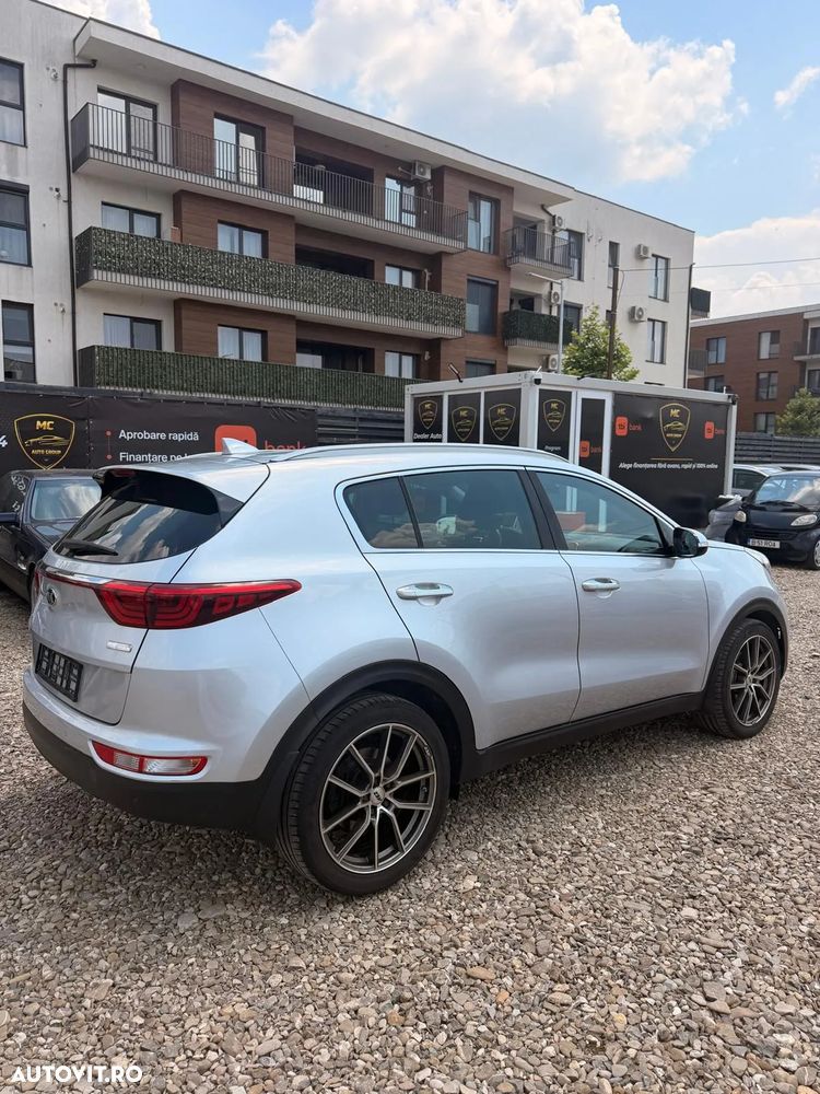 Kia Sportage 1.7 DSL 7DCT 4x2 Style - 9