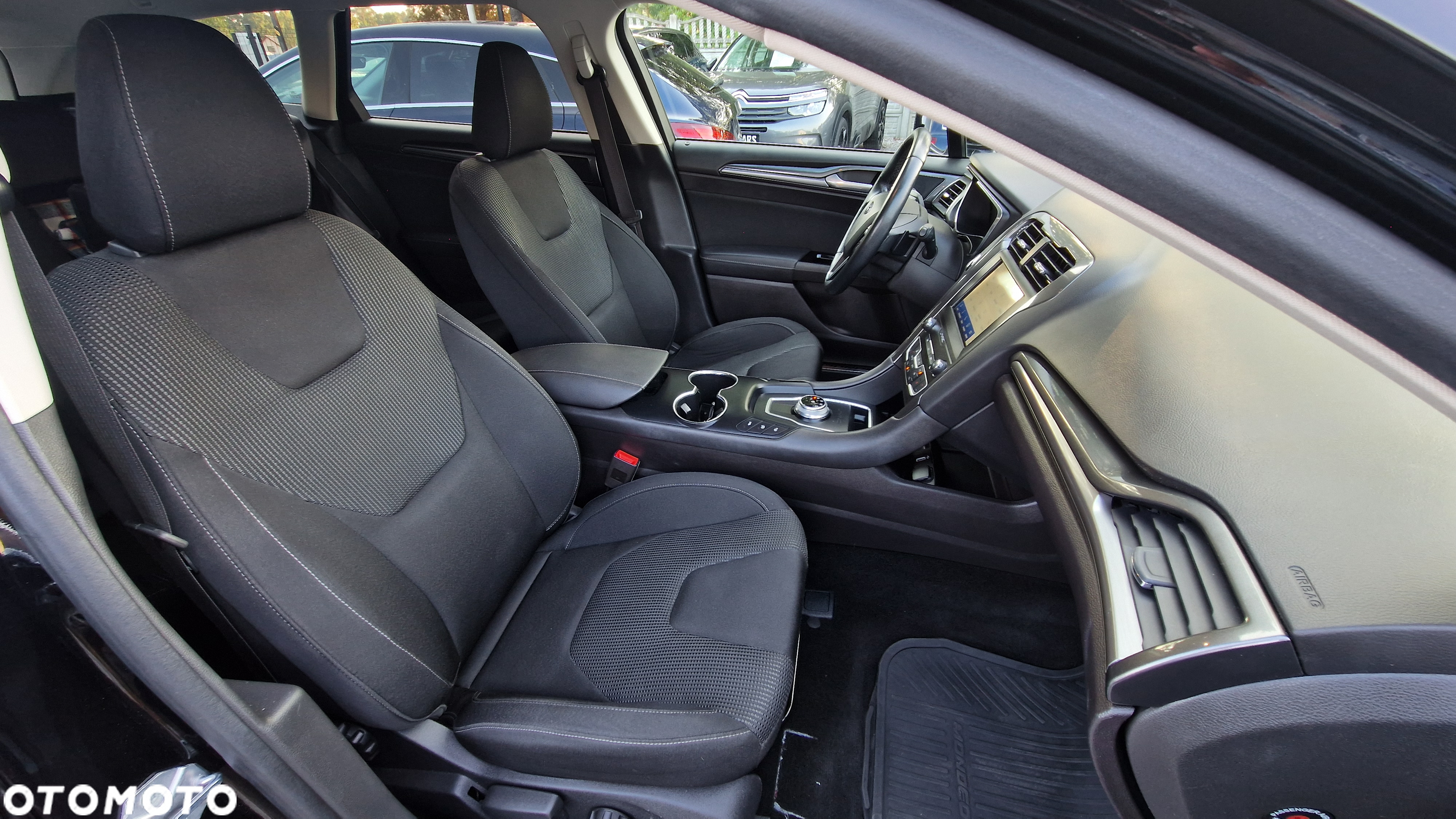 Ford Mondeo 2.0 EcoBlue Edition - 28