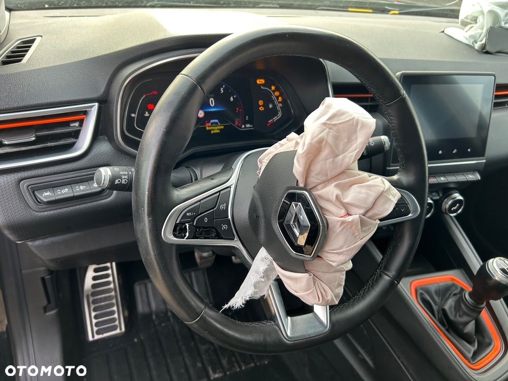 Renault Clio - 6