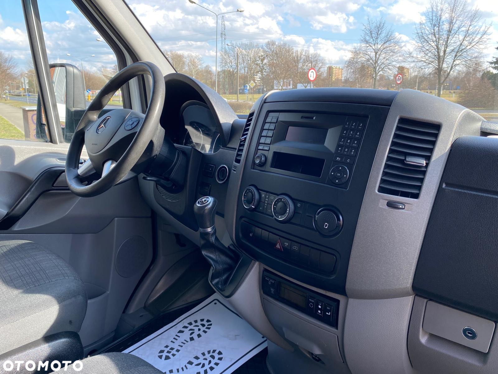 Mercedes-Benz SPRINTER 316 CDI AUTOMAT KONTENER CHŁODNIA MITSUBISHI WINDA ZEPRO - 39