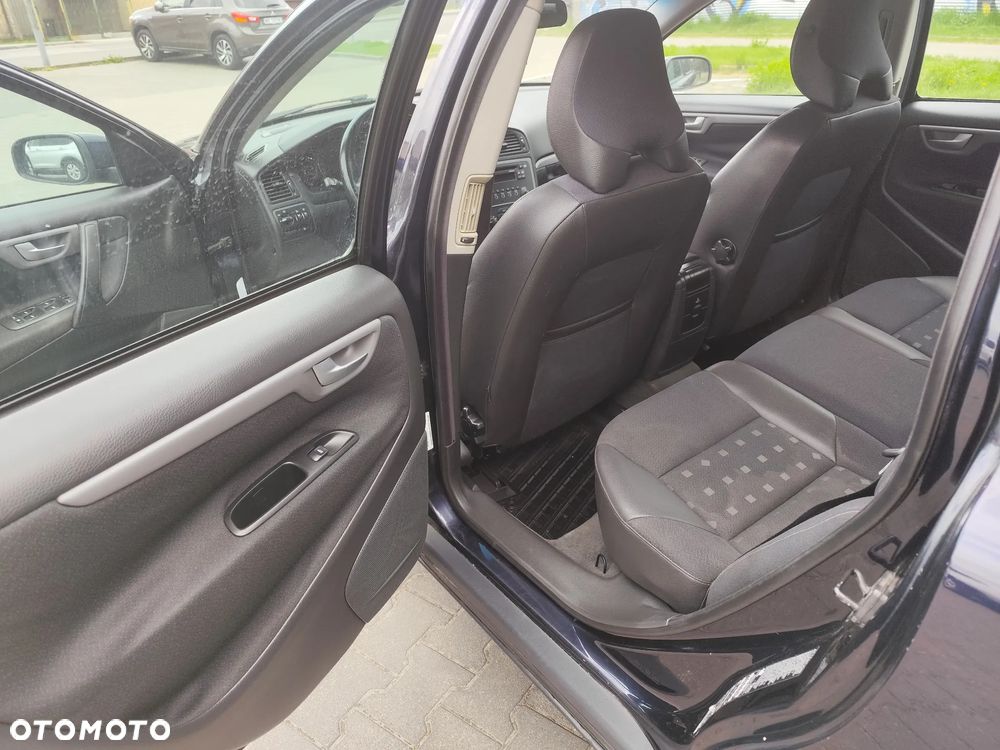 Volvo V70 2.4 Edition - 16
