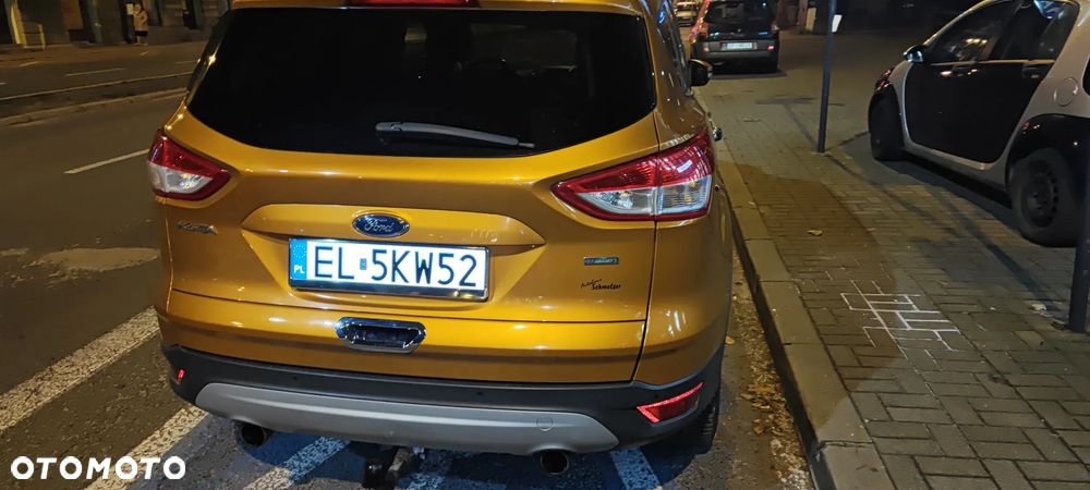 Ford Kuga 1.5 EcoBoost 2x4 Titanium - 5