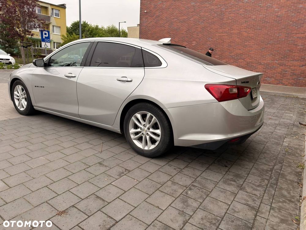 Chevrolet Malibu - 4