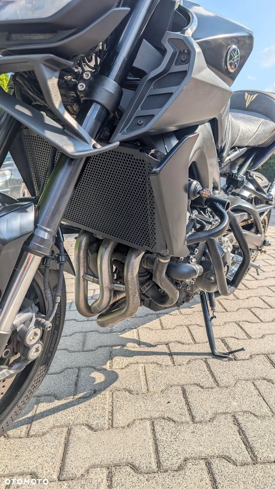 Yamaha MT - 32