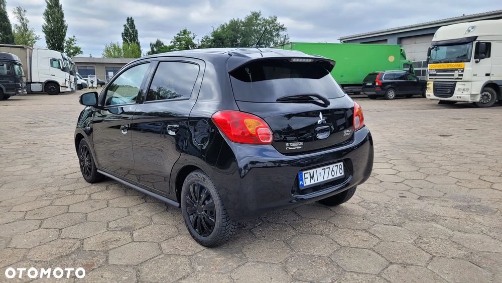 Mitsubishi Space Star 1.2 Intense CVT - 11
