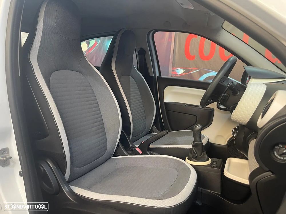 Renault Twingo SCe 70 S&S LIMITED - 26