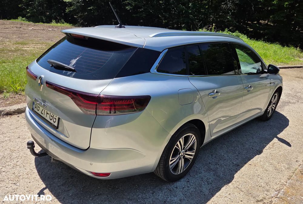 Renault Megane TCe 140 GPF LIMITED - 4