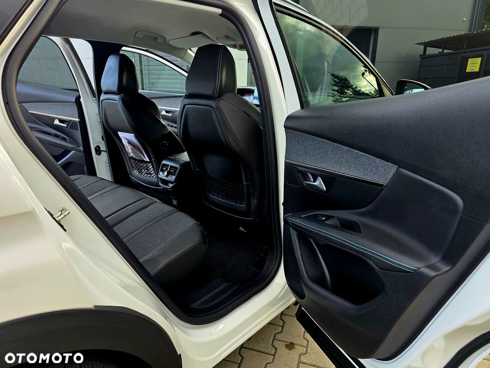 Peugeot 3008 1.2 PureTech Allure S&S - 30