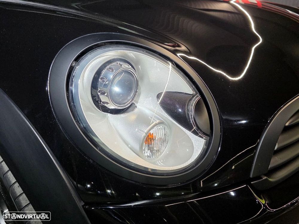 MINI 3 Portas Cooper D - 27