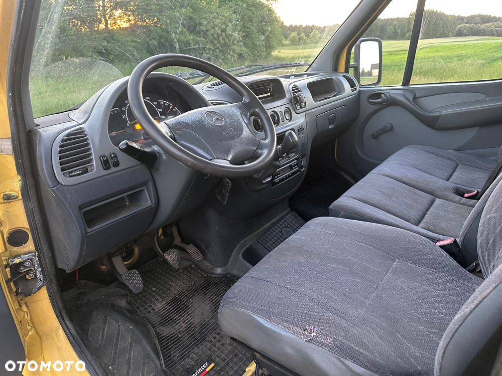 Mercedes-Benz Sprinter - 7