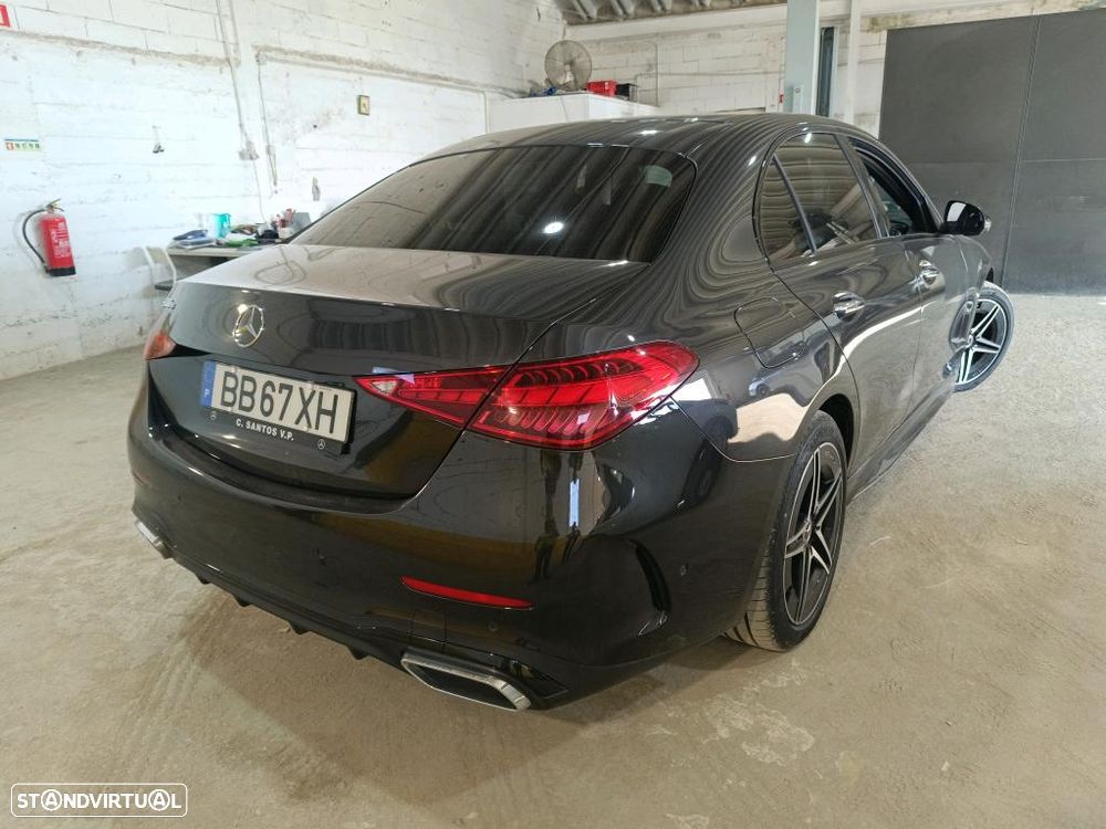 Mercedes-Benz C 300 AMG Line - 4