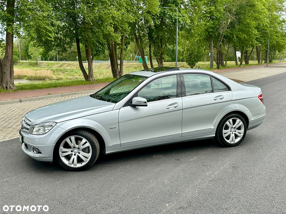 Mercedes-Benz Klasa C 180 BlueEFFICIENCY Avantgarde - 10
