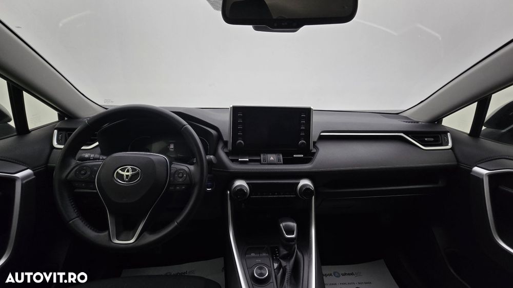 Toyota RAV4 - 14