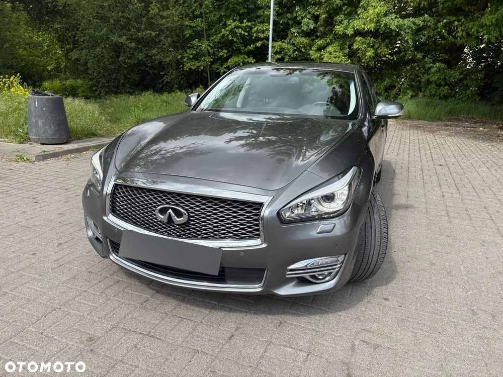 Infiniti Q70 Hybrid GT Premium - 1