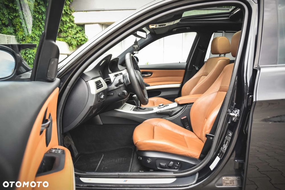 BMW Seria 3 335d - 19