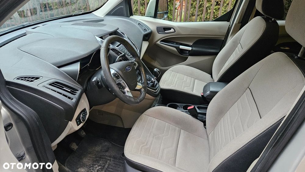 Ford Tourneo Connect 1.6 TDCi Titanium - 22