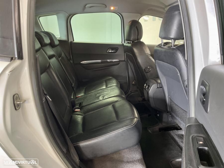 Peugeot 3008 2.0 HDi Hybrid4 - 25