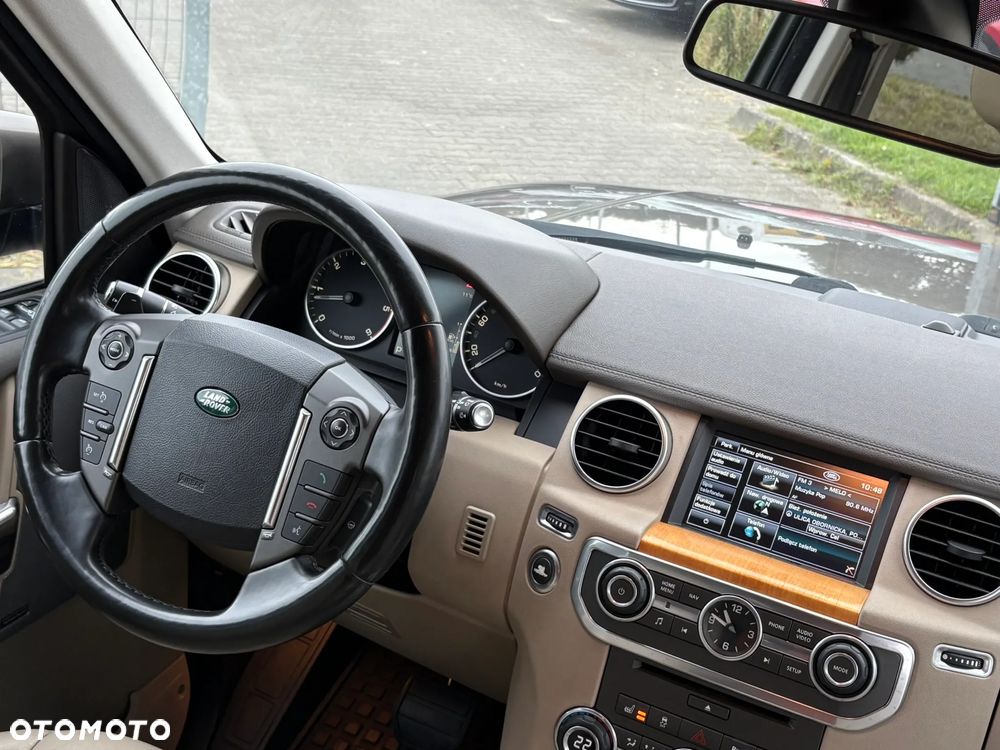 Land Rover Discovery IV 3.0 SD V6 HSE - 16