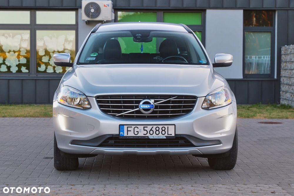 Volvo XC 60 D4 Momentum - 13