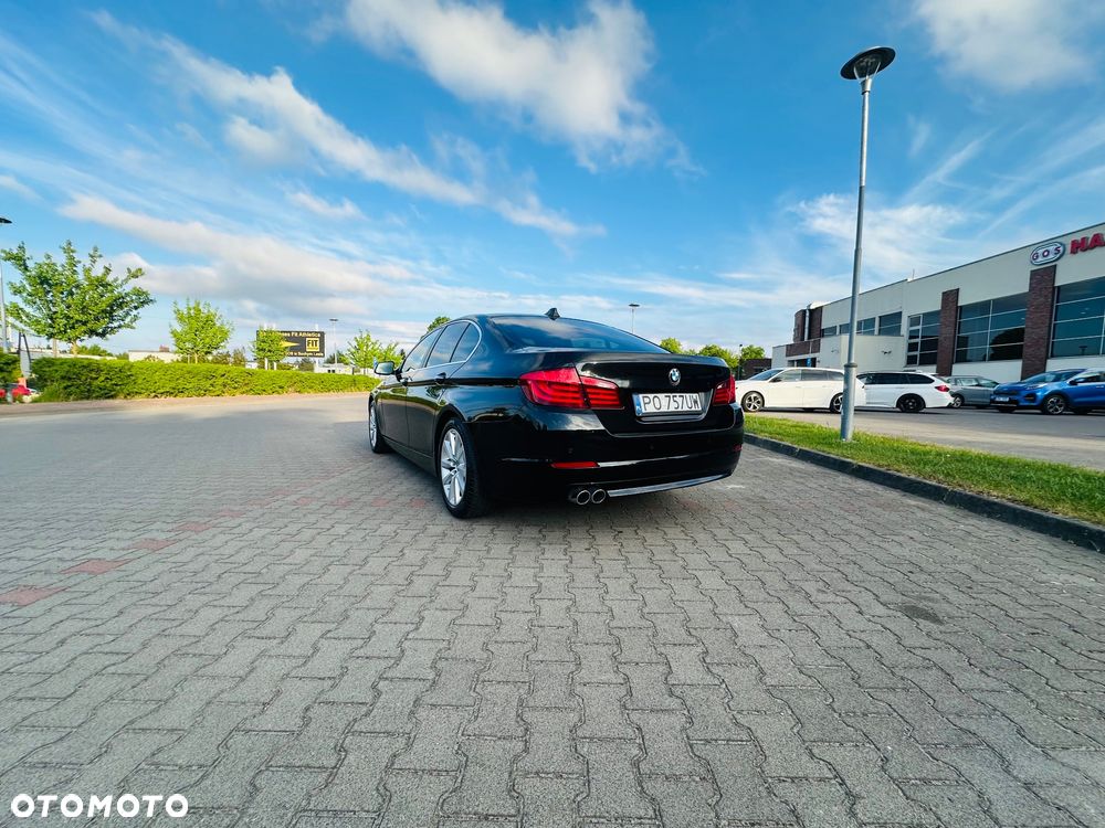 BMW Seria 5 525d - 6