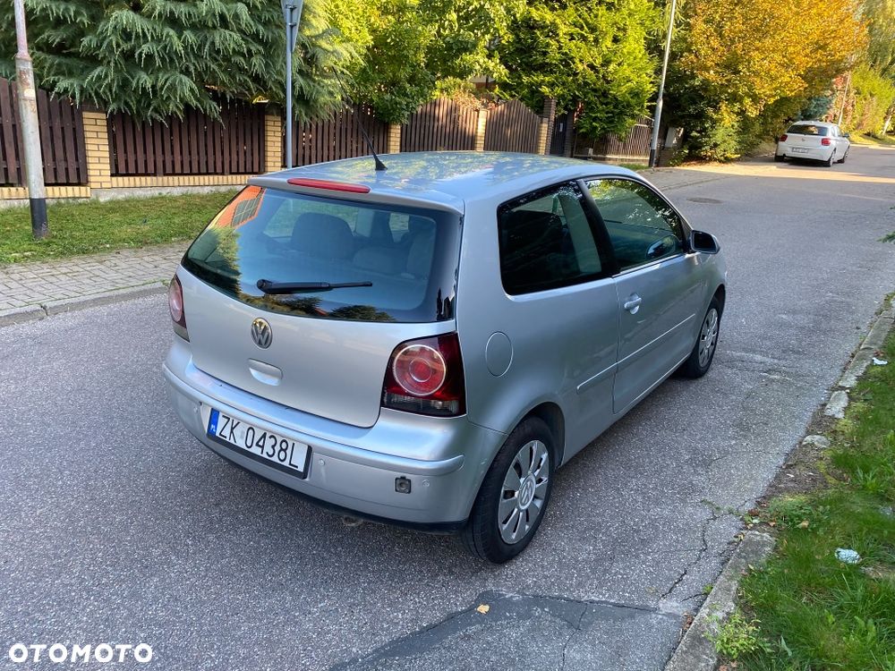 Volkswagen Polo - 4