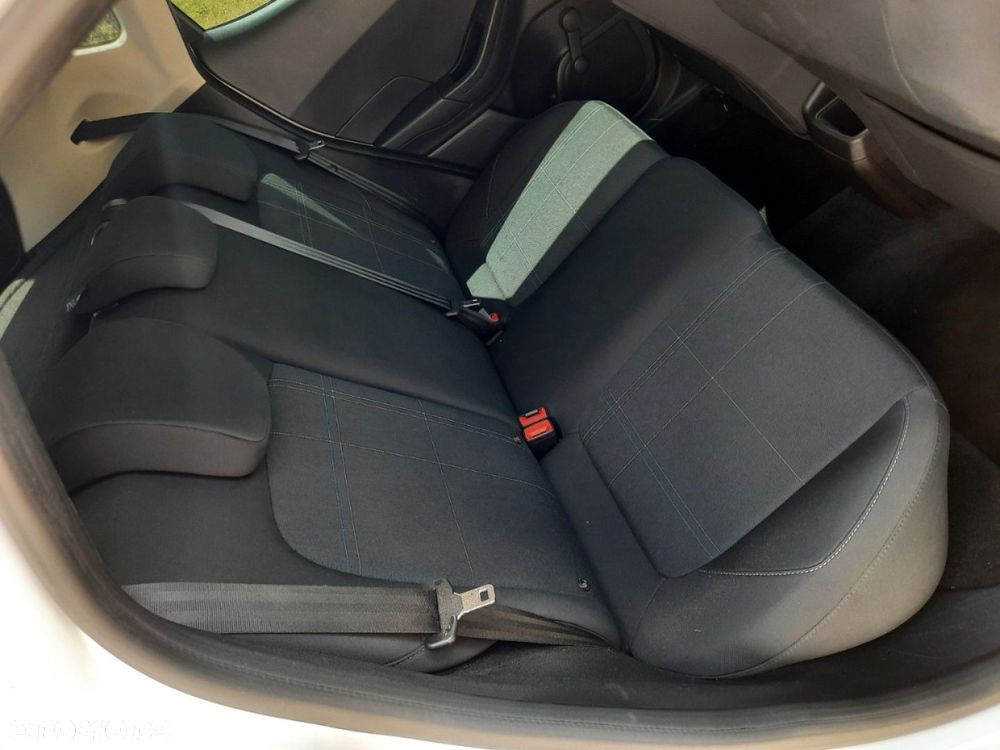 Ford Fiesta - 21