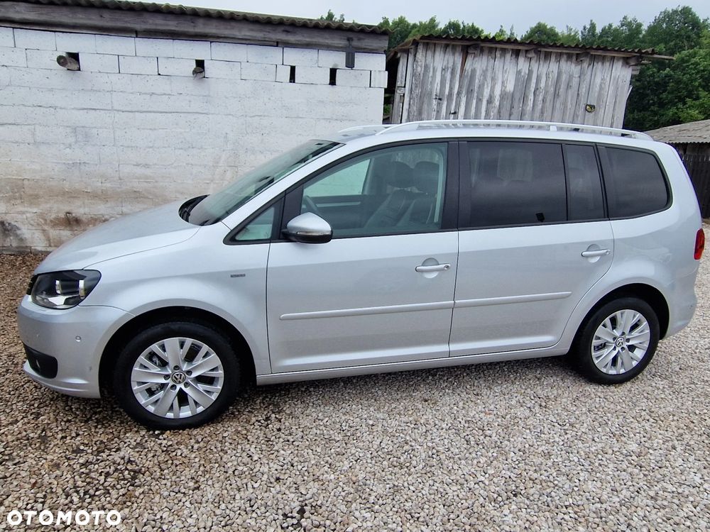 Volkswagen Touran 1.6 TDI DPF DSG Highline - 3