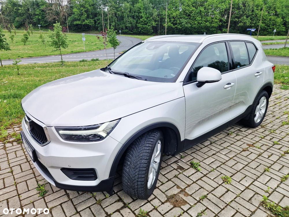 Volvo XC 40 D4 AWD R-Design - 8